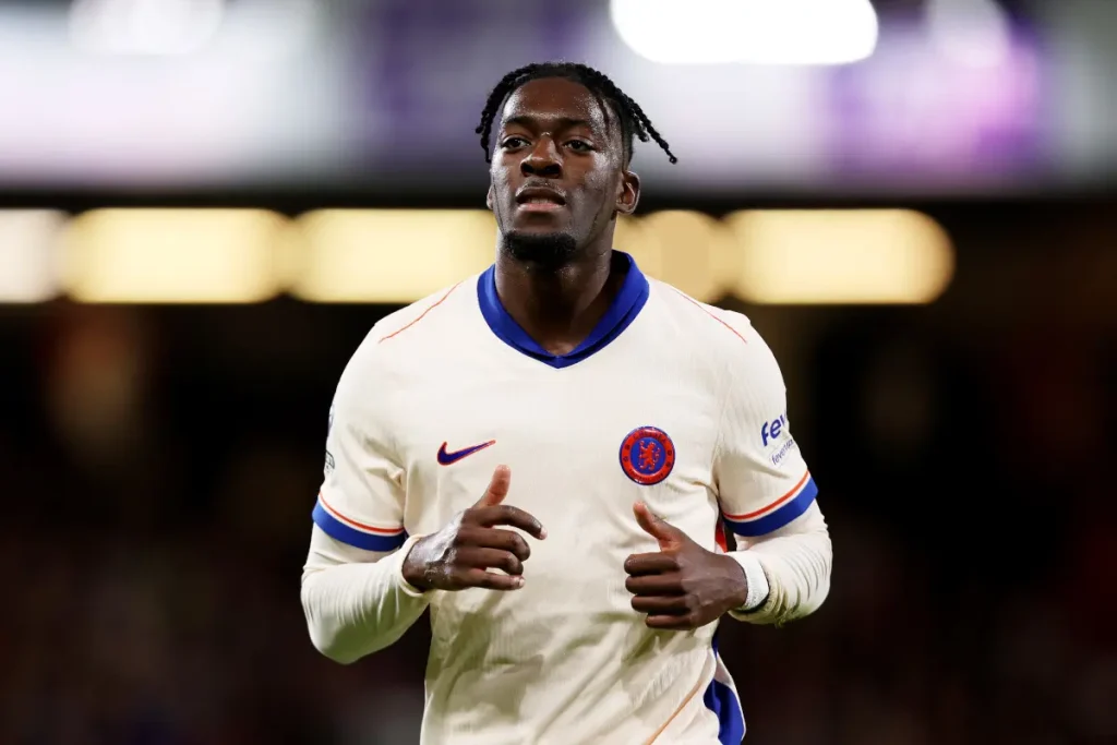 Axel-Disasi-Chelsea-away.jpg